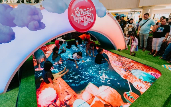 Thumbnail Berita - Bingung Liburan Sekolah Ke mana? Ayo Berpetualang Seru di Negeri Dongeng Tunjungan Plaza