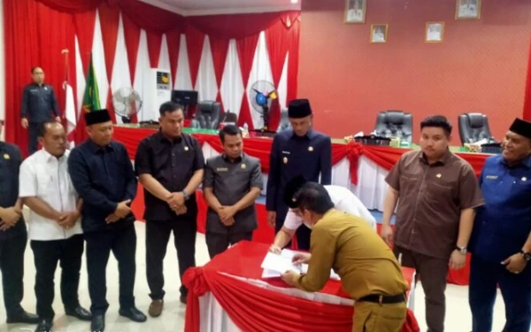 Thumbnail Berita - Pemkab dan DPRD Muratara Teken MoU RPJMD 2025-2029