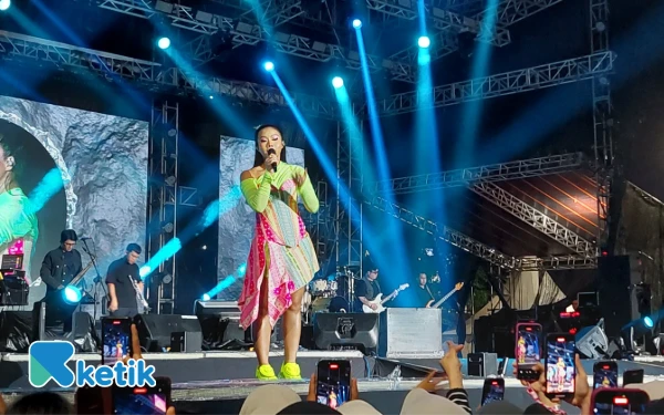 Thumbnail Berita - Meriahkan Akhir Pekan, Halu Fest Vol 2 Hadir Kembali Hibur Warga Surabaya
