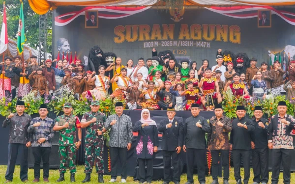 Thumbnail Berita - Gubernur Khofifah Optimistis Perguruan Silat Perkuat Pilar Persatuan dan Kesatuan Bangsa
