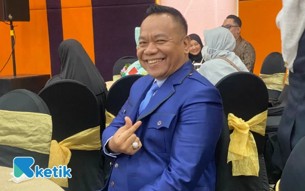 Thumbnail Berita - Yona Bagus Widyatmoko: Memadukan Ketegasan Jujitsu dan Ketajaman Bisnis di Kursi Legislatif DPRD Surabaya