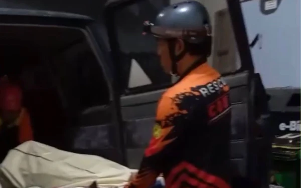 Thumbnail Berita - ‎Pria Tanpa Identitas Tewas Tenggelam di Bendungan Selorejo Ngantang Malang   ‎
