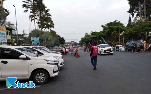 Thumbnail Berita - Pemkot Batu Pertimbangkan Pembangunan Mal UMKM di Sekitar Alun-Alun