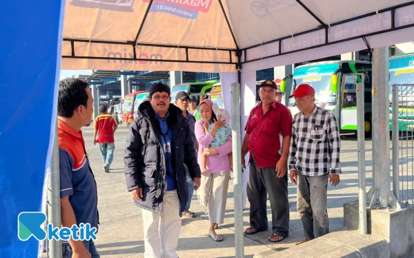 Thumbnail Berita - Tak Lagi Berbagi dengan Jupang Liar, Pekerja Resmi Terminal Arjosari Kini Dapat Penghasilan Penuh