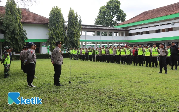 Thumbnail Berita - Pengamanan Ketat Pengesahan Warga Baru PSHT Cabang Kabupaten Blitar