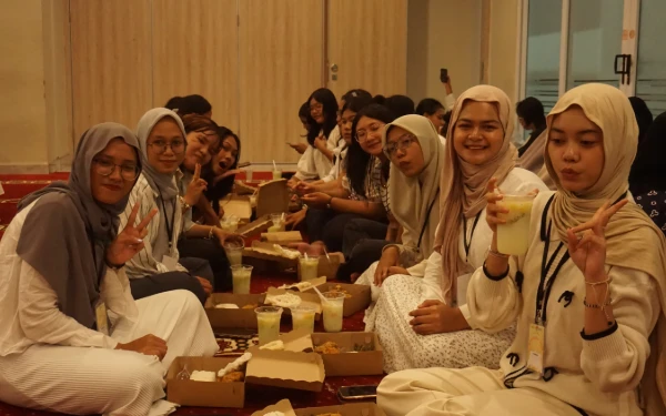 Thumbnail Berita - Apakah Kamu Seorang Social Butterfly? Cek Sekarang!