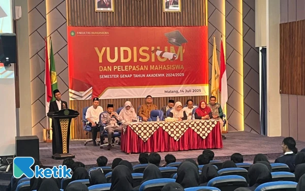 Thumbnail Berita - Fakultas Humaniora UIN Malang Yudisium 231 Mahasiswa, Ini Pesan Dekan