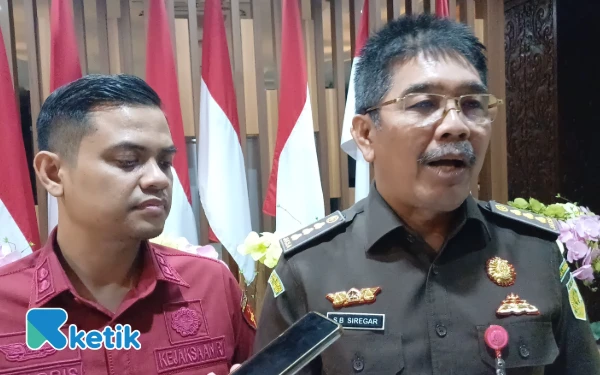 Thumbnail Berita - Dugaan Korupsi Dana Hibah Pendidikan Jatim, Kejati Periksa Kadindik Lama dan Baru