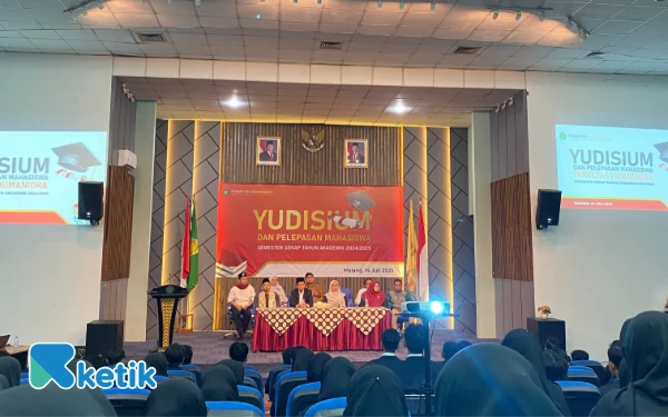 Thumbnail Berita - 77 Persen Peserta Yudisium Fakultas Humaniora UIN Maliki Malang Lulus dengan Predikat Cumlaude