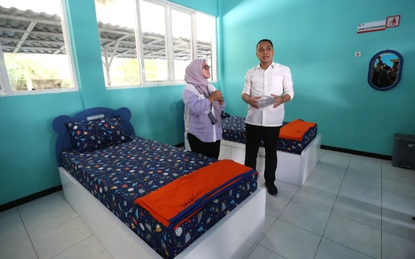 Thumbnail Berita - Bina Anak Kurang Mampu, Pemkot Surabaya Akan Bangun 3 Asrama Perempuan