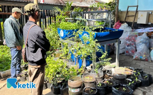 Thumbnail Berita - Wujudkan Ketahanan Pangan, Dispangtan Kota Malang Terus Promosikan Hasil Urban Farming