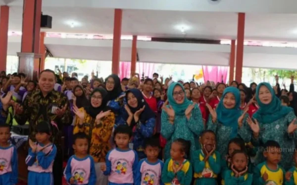 Thumbnail Berita - Ratusan Anak di Pemalang Antusias Ikuti Festival Dolanan Tradisional di Pantai Widuri