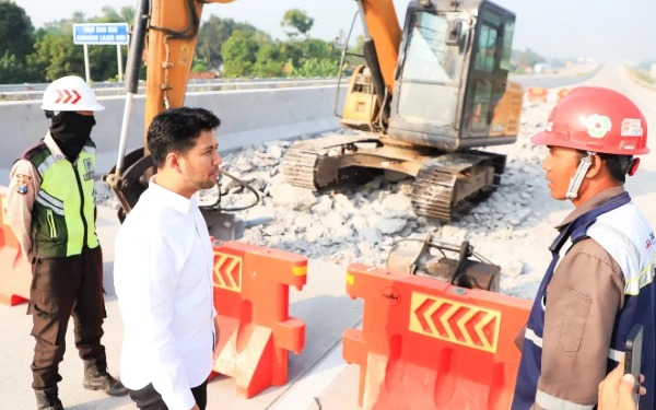 Thumbnail Berita - Tol Gending-Paiton Kapan Bisa Dipakai? Ini Kata Emil Dardak