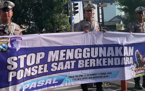 Thumbnail Berita - Polrestabes Surabaya Catat 15.176 Pelanggaran Selama Operasi Patuh Semeru 2025, Ini yang Paling Dominan
