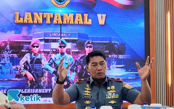 Thumbnail Berita - Kisah Danlantamal V! Alumni SMAN 6 Surabaya, Sempat Minder Lihat Taruna AAL Berbaris di Grahadi