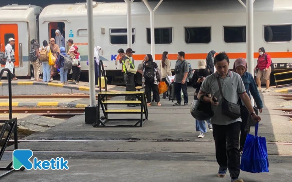 Thumbnail Berita - Jalur Pegadenbaru Subang Normal, KA dari Daop 8 Surabaya Tak Perlu Memutar