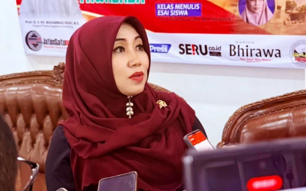 Thumbnail Berita - Anggota DPD RI Asal Jatim Dukung Putusan MK Tentang Perlindungan Data Pribadi