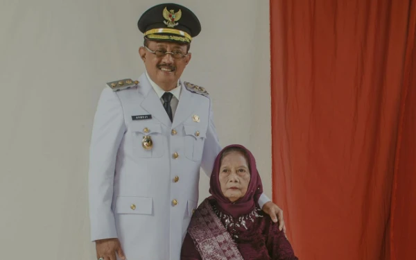 Thumbnail Berita - Ibunda Wakil Wali Kota Surabaya Armuji Meninggal Dunia