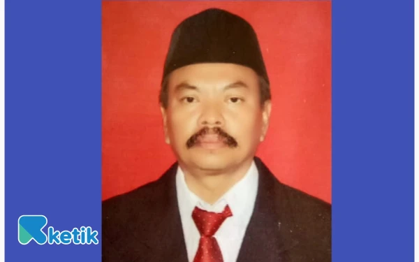 Thumbnail Berita - Pj Kades Bangga, Pemuda Tamberu Timur Sampang Kompak Hiasi Desa Sambut HUT RI dengan Gotong Royong