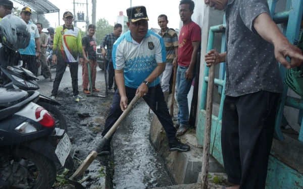 Thumbnail Berita - Pemerintah Kabupaten Asahan Gencarkan Gotong Royong Sambut HUT ke-80 RI