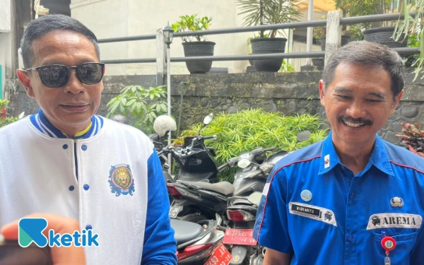 Thumbnail Berita - ASN Kota Malang 'Membiru' di HUT ke-38 Arema, Pak Mbois: Arema FC Nganem 2-0