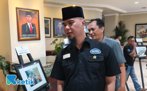 Thumbnail Berita - Ahmad Dhani: Pemkot Surabaya dan Pemprov Jatim Putar Lagu Dewa 19 Tidak Perlu Bayar