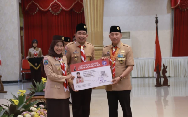 Thumbnail Pramuka Jatim Ajak Lestarikan Lingkungan, Borong Burung di Pedagang untuk Dilepaskan