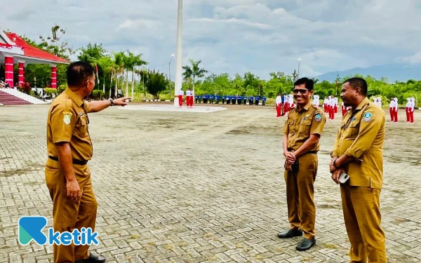 Thumbnail Berita - Saiful Turuy Pastikan Kesiapan Lapangan Asombang untuk Upacara HUT RI Halmahera Selatan