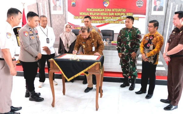 Thumbnail Berita - Bupati Pemalang Serukan Budaya Kerja Bebas Korupsi di Semua Lini