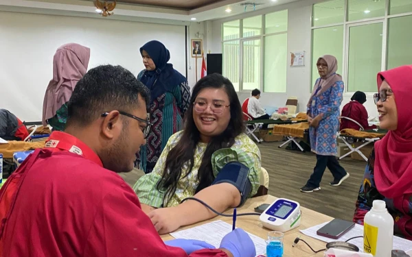 Thumbnail Berita - RSBP Batam Gelar Donor Darah Bersama PMI