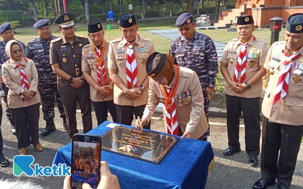 Thumbnail Berita - Gubernur Khofifah Resmikan Candi Ujung Galuh di Kompleks Koarmada II Surabaya