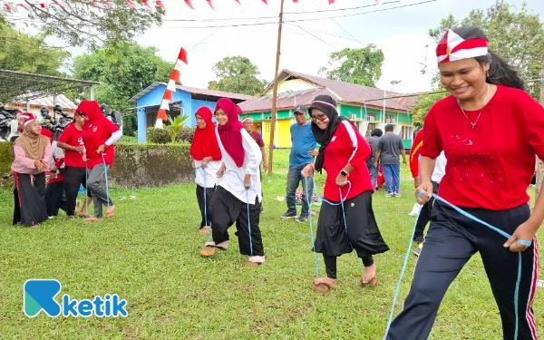 Thumbnail Berita - Dinas Kominfo Halmahera Selatan Menjahit Persatuan dari Tali Tambang hingga Garis Akhir