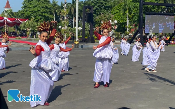 Thumbnail Tarian menyuguhkan keberagaman budaya di Indonesia. (Foto: Shinta Miranda/Ketik)