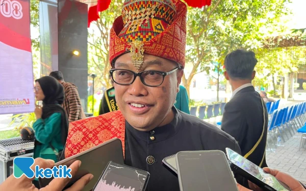 Thumbnail Berita - Dorong Program Percepatan, FEB Unisma Sumbang 7 Doktor dalam Sebulan
