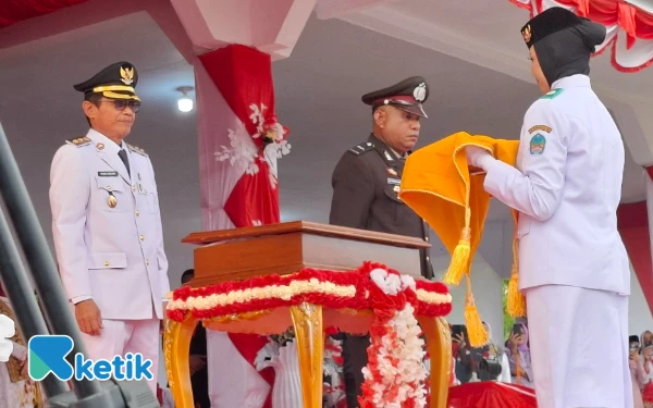 Thumbnail Berita - Helmi Umar Muchsin Inspektur Upacara Penurunan Bendera Merah Putih HUT RI ke-80 Halmahera Selatan