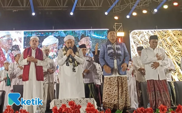 Thumbnail Berita - Peringati HUT Ke-80 RI, Pemkab Situbondo Gelar Dzikir dan Doa Bersama