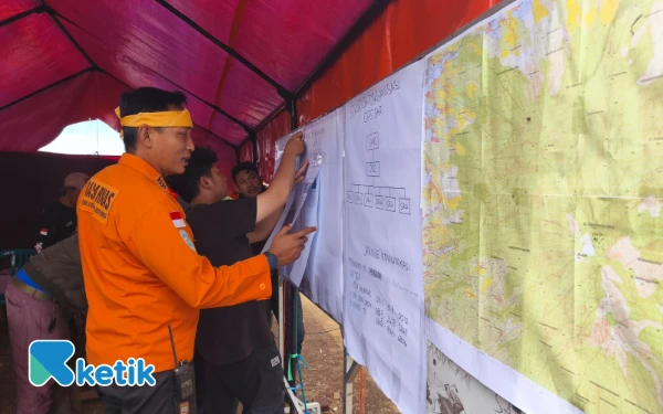 Thumbnail Berita - 200 Personel Dikerahkan untuk Mencari Pendaki Hilang di Gunung Buthak Kota Batu