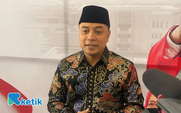 Thumbnail Berita - Taman Surabaya Rusak Akibat Konser Pesta Rakyat, Wali Kota: Semua Diperbaiki Teman-teman Provinsi