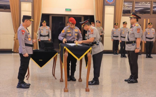 Thumbnail Berita - Brigjen Pol Marzuki Ali Basyah Resmi Dilantik sebagai Kapolda Aceh