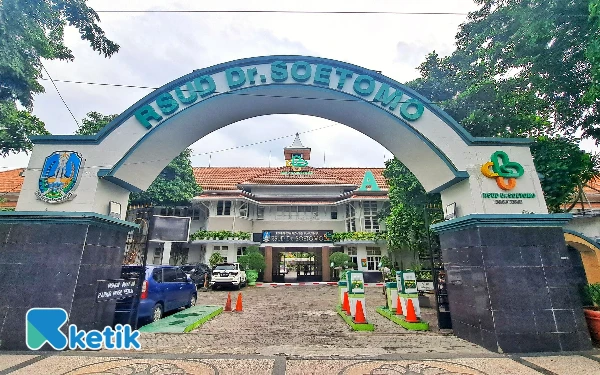 Thumbnail Berita - Pasien Asal Sampang Terlilit Utang Rp62 Juta, RSUD Dr. Soetomo Tegaskan Dokumen Tanpa Materai Tetap Sah