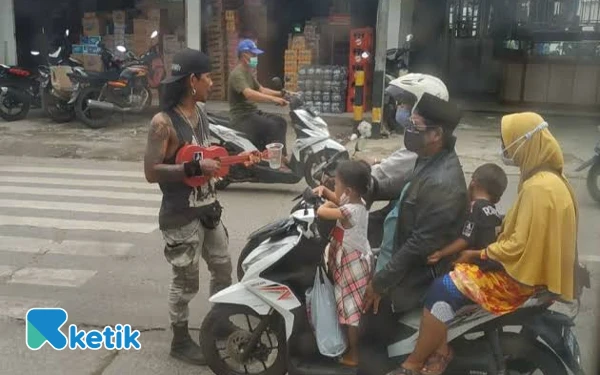 Thumbnail Berita - Perbup Cilacap Segera Terbit, Ada Sanksi untuk Masyarakat yang Beri Uang Pengemis