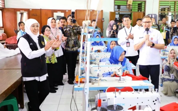 Thumbnail Berita - Dindik Jatim Tegaskan Tidak Ada Pungli di Sekolah Tingkat SMA, SMK dan SLB