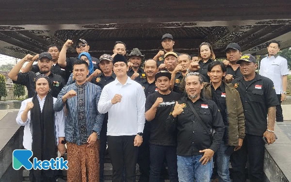 Thumbnail Berita - Kaesang Pangarep Singgah ke Blitar, Teken MoU dengan LPK-RI untuk Perkuat Ekonomi Pertanian