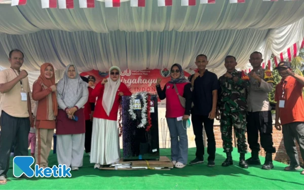 Thumbnail Berita - Jalan Santai Desa Lamkuta Meriah, Hadiah Kulkas hingga Sepeda Jadi Rebutan