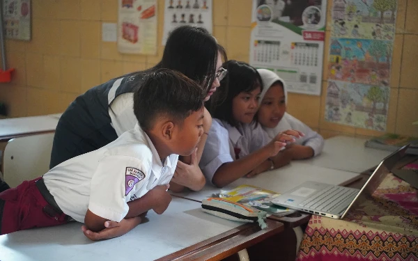 Thumbnail Berita - ITS MENGAJAR! Kisah Inspiratif Mahasiswa Ubah Pendidikan di Pelosok Sidoarjo
