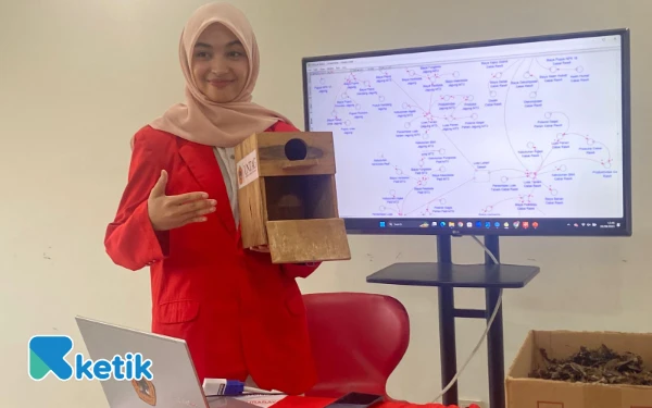 Thumbnail Berita - Mahasiswa Untag Surabaya Teliti Pupuk Organik dan Rumah Burung Hantu sebagai Solusi Ketahanan Pangan Berkelanjutan