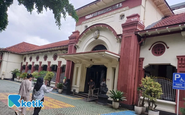 Thumbnail Berita - MA Angkat Mantan Hakim Koruptor Jadi ASN di PN Surabaya