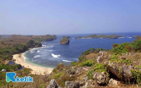 Thumbnail Berita - ‎3 Investor Asing Tertarik Bangun Kilang Minyak di Blitar Selatan, Aramco Salah Satunya