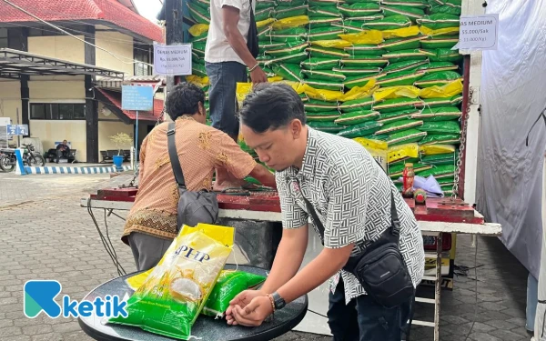Thumbnail Berita - Bulog Malang Klaim Stok Beras SPHP Capai 68.000 Ton, Aman Hingga Panen Tahun Depan