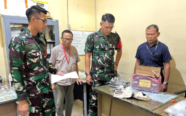 Thumbnail Berita - Satgaspam TNI Gagalkan Penyelundupan Paket Isi 33,2 Gram Narkotika di Bandara Juanda